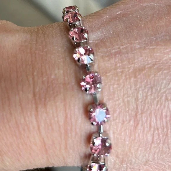 Pink and Silver crystal bracelet - Picture 5 of 5